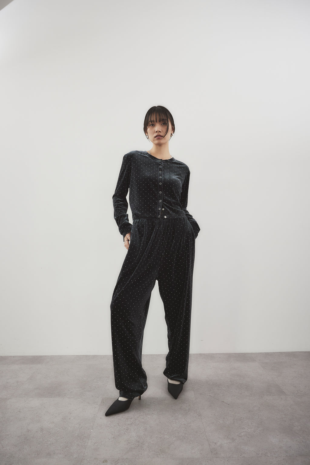 Shiny dot velour cardigan