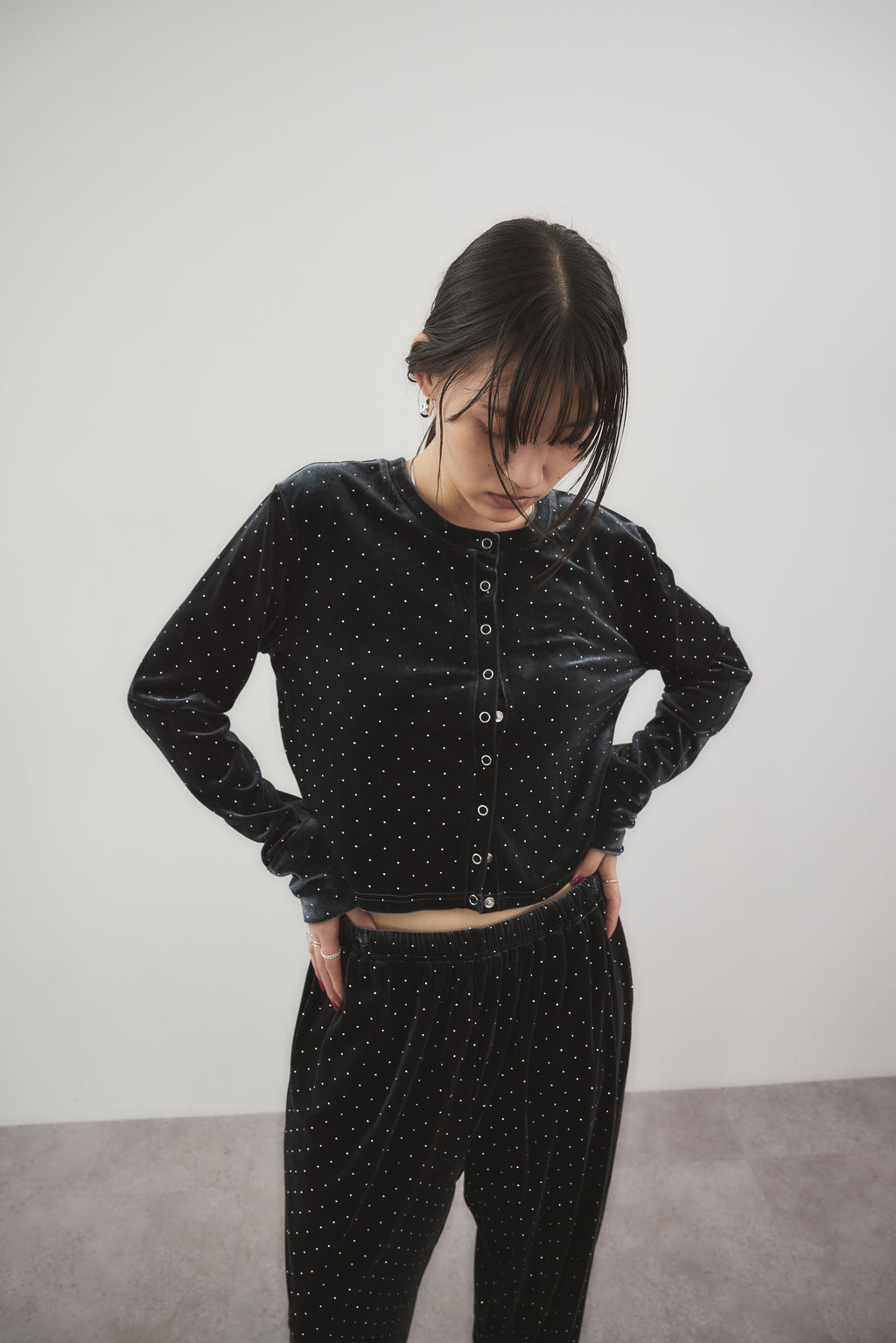 Shiny dot velour cardigan