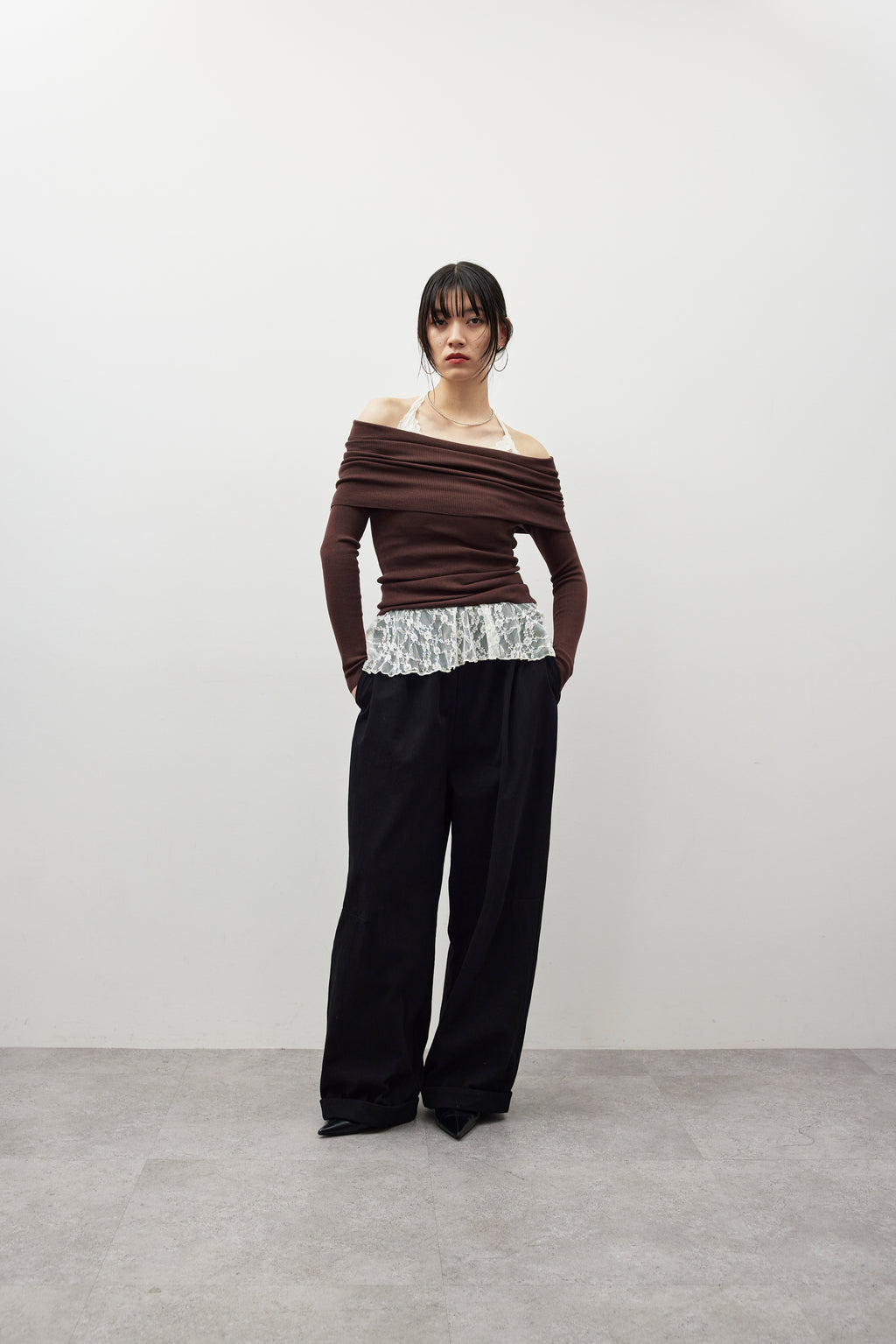 Cotton roll-up curved pants