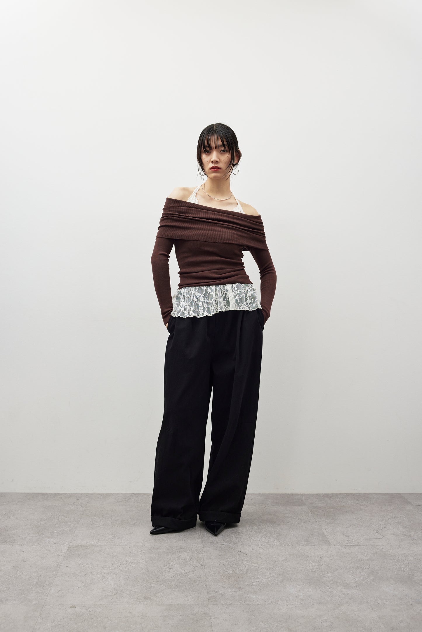 Cotton roll-up curved pants
