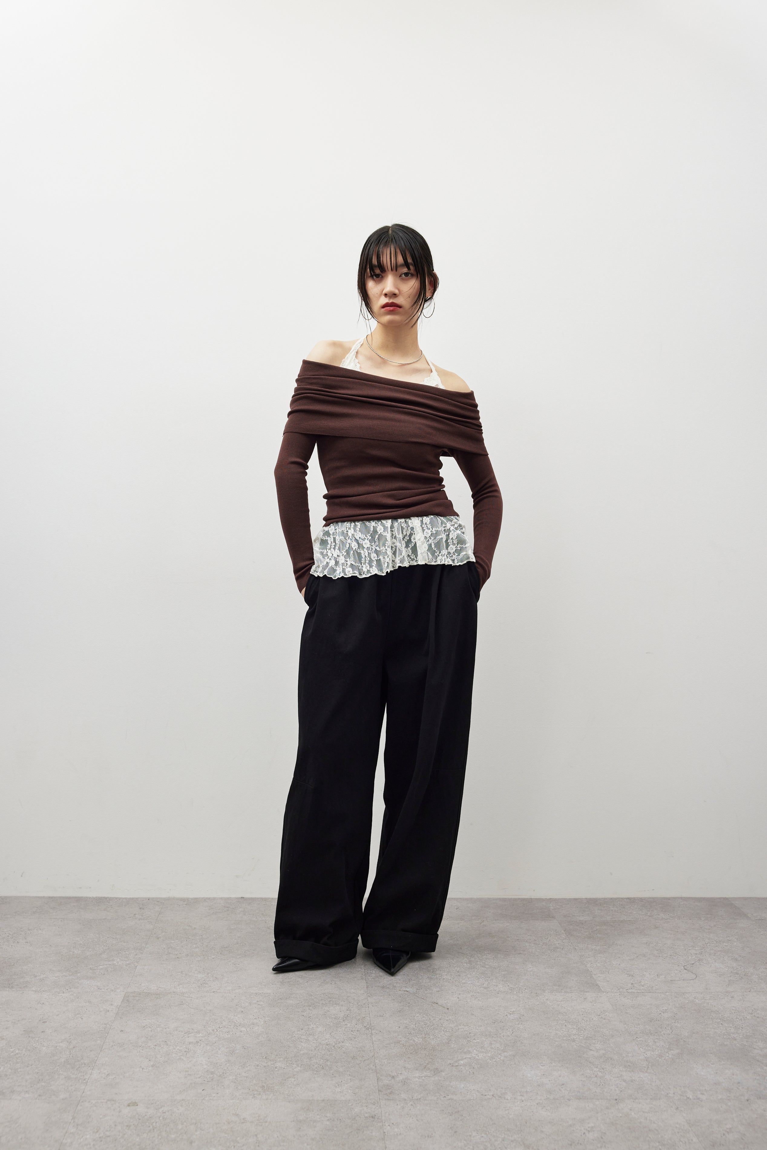 Cotton roll-up curved pants