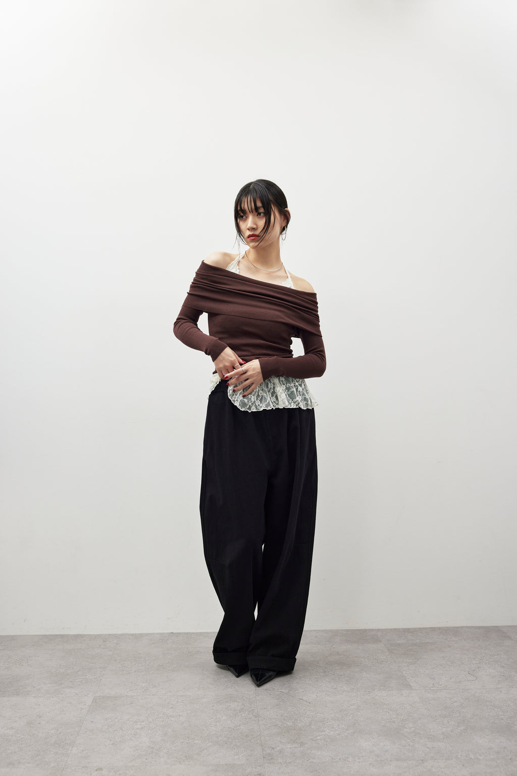 Cotton roll-up curved pants