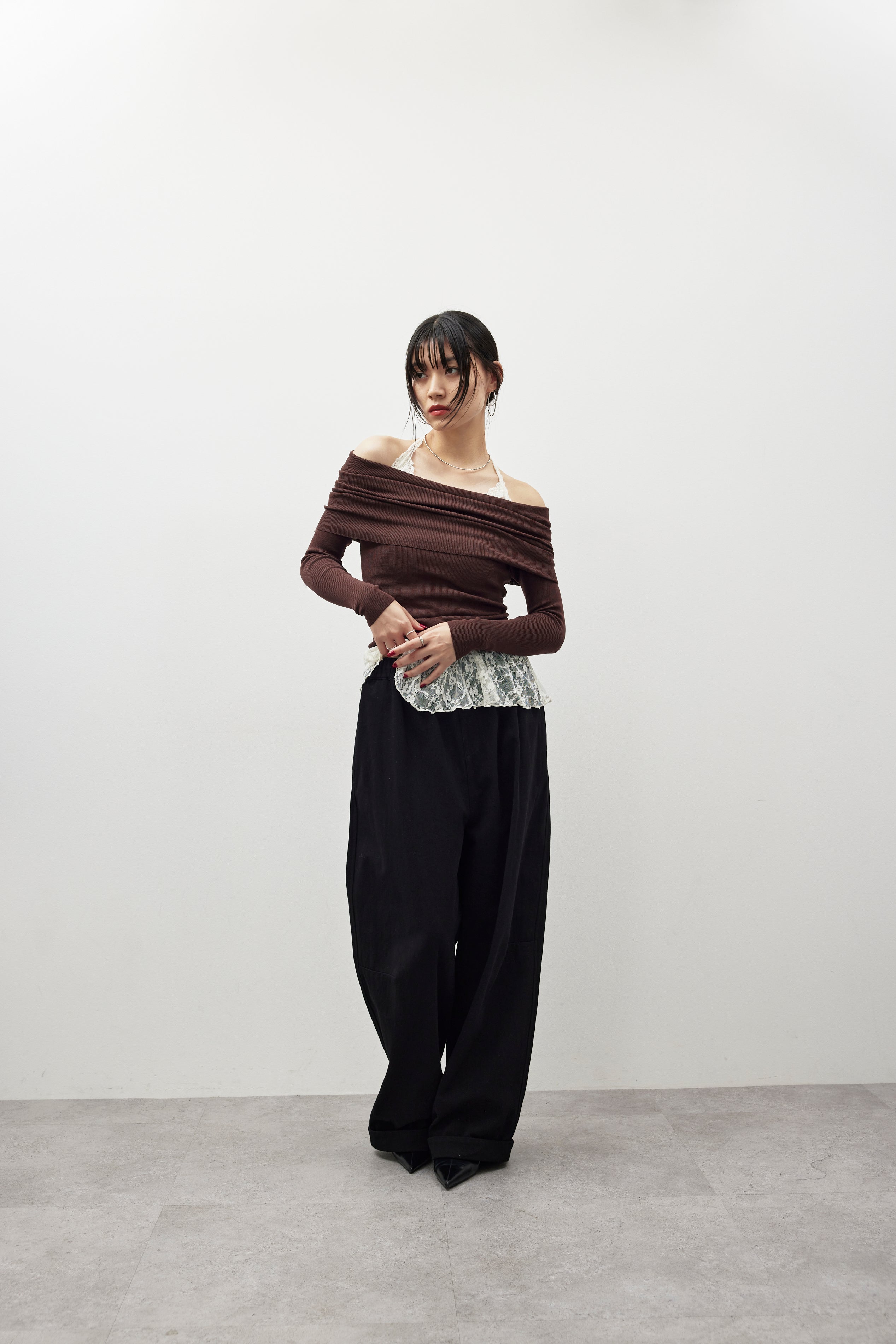 Cotton roll-up curved pants