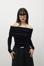 Off-shoulder knit tops