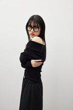 Off-shoulder knit tops