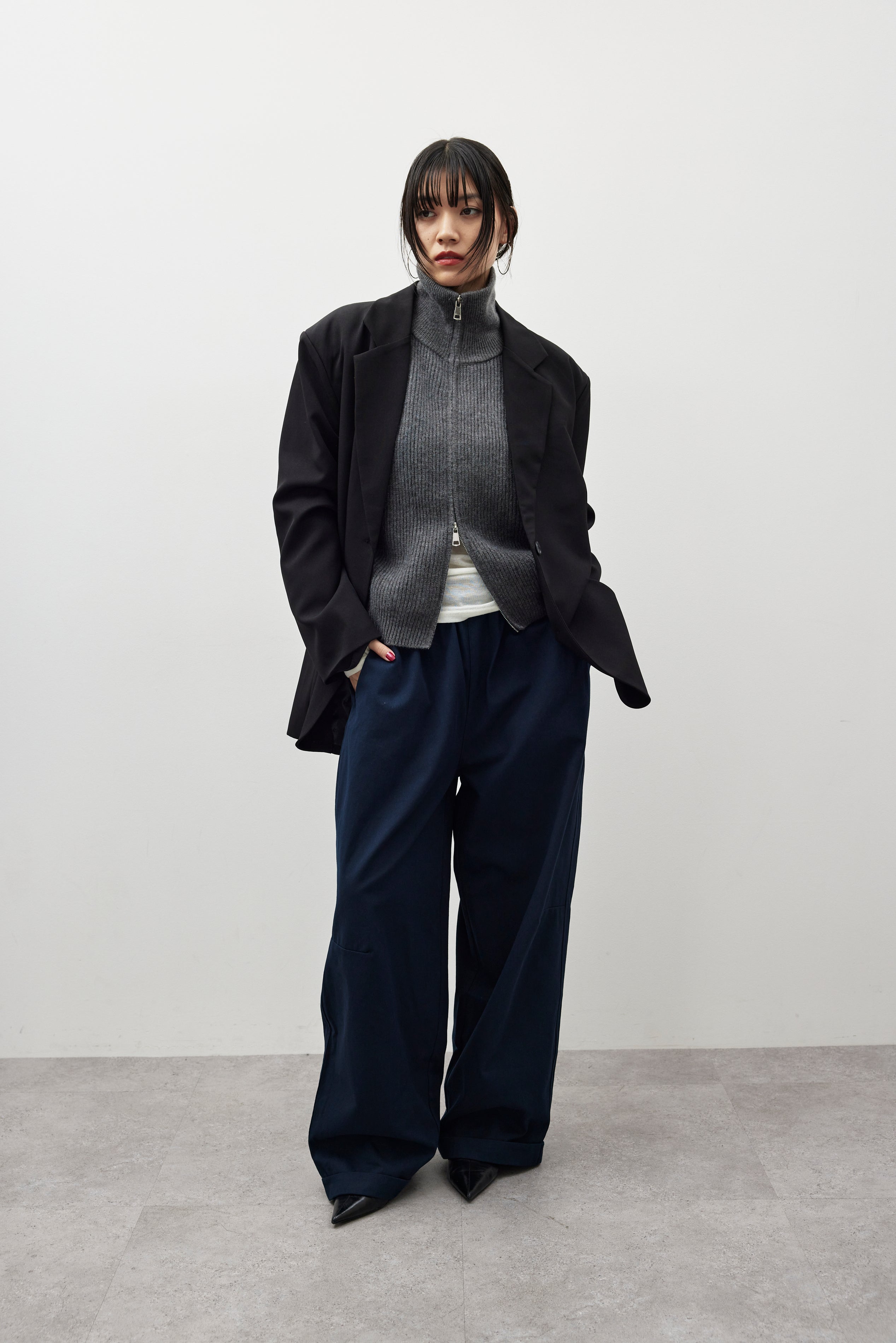 Cotton roll-up curved pants