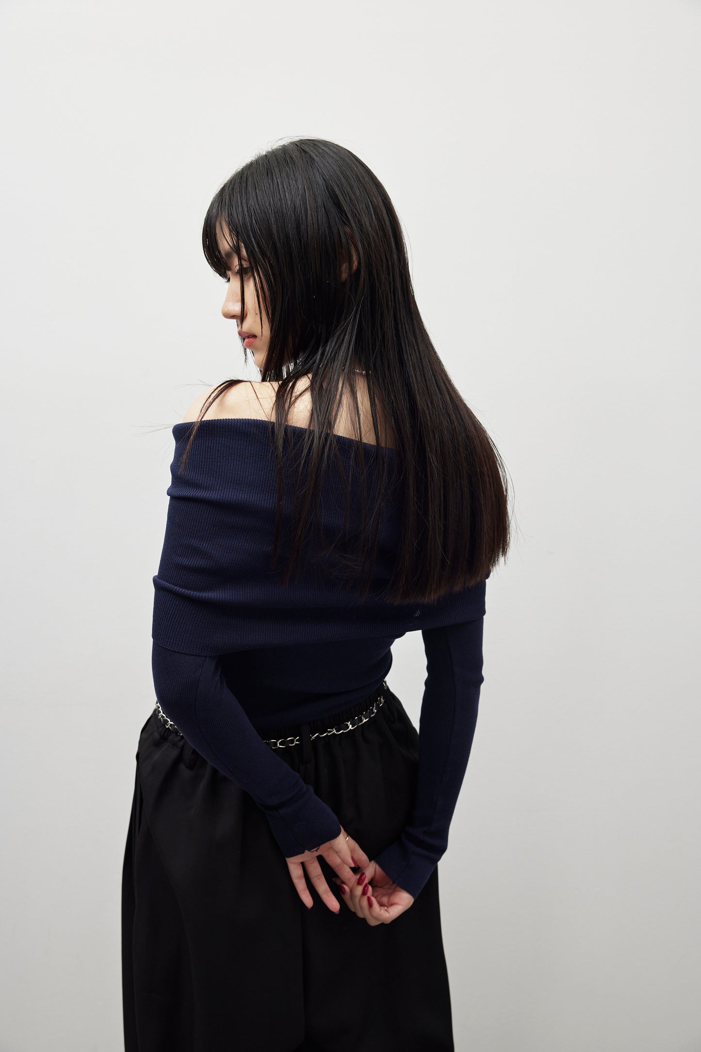 Off-shoulder knit tops