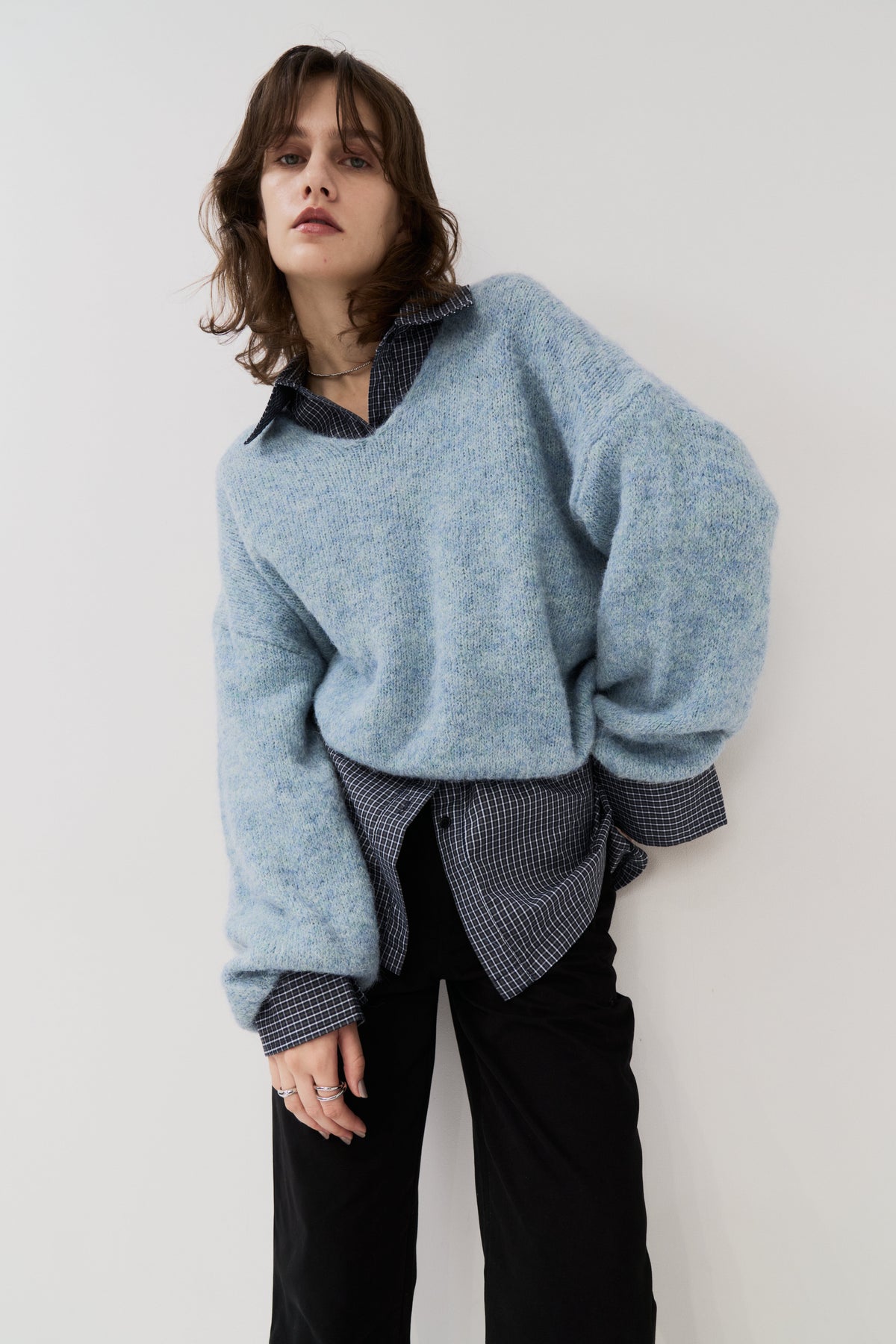 Mohair like v-neck knit