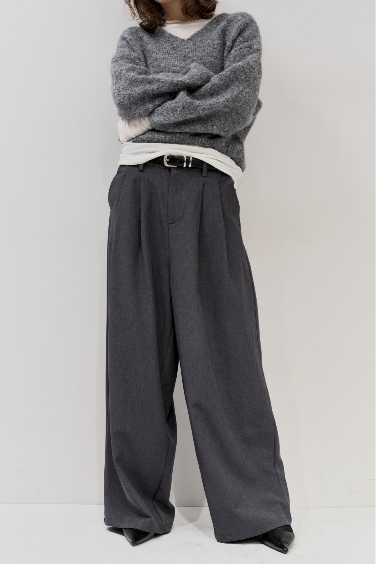 2-tuck wide pants