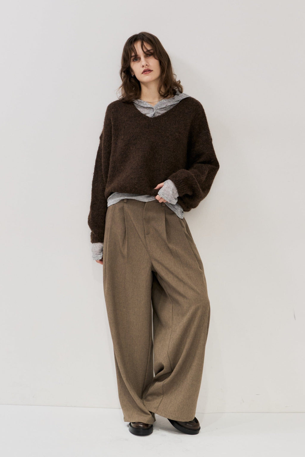 2-tuck wide pants