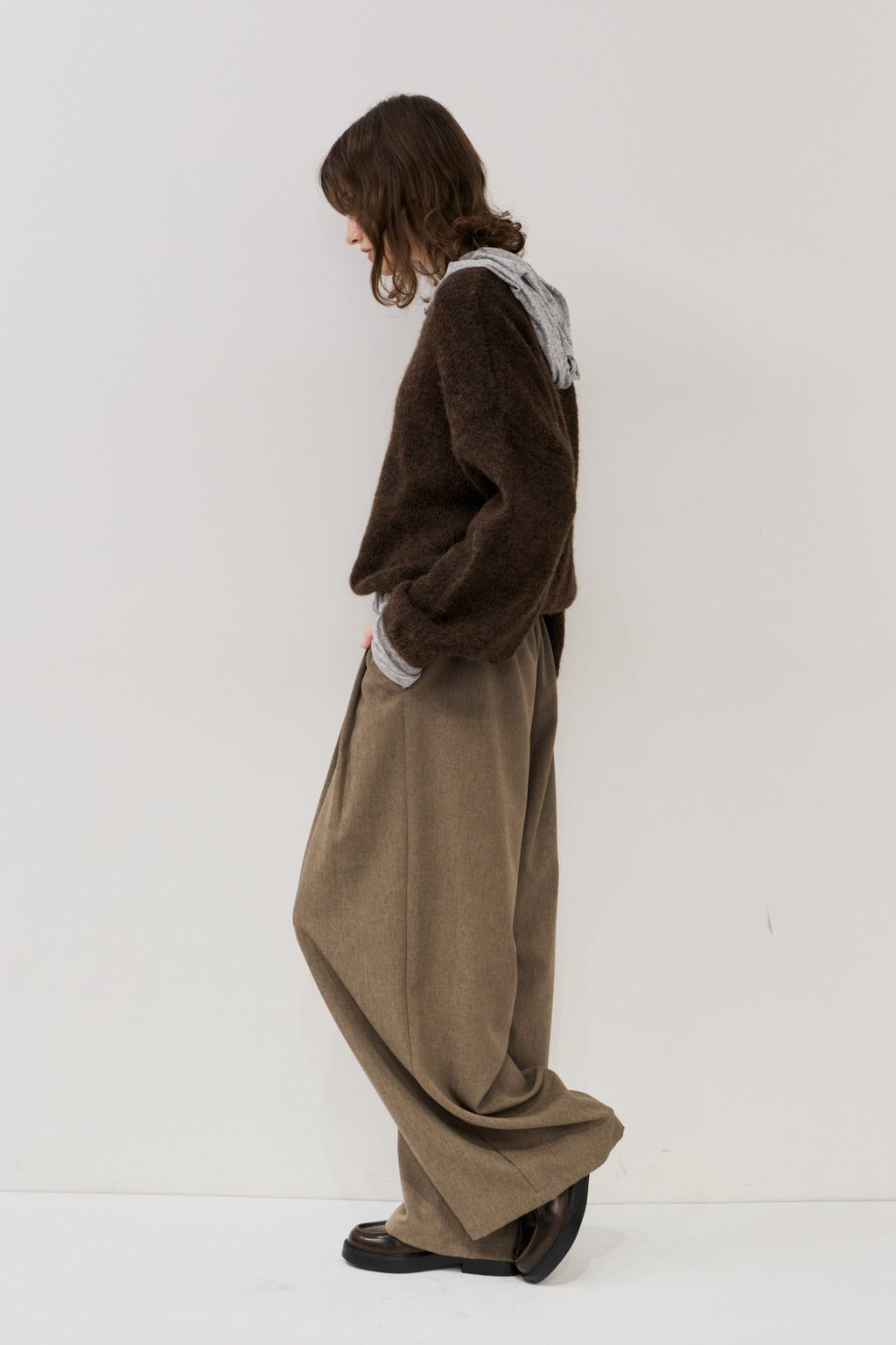2-tuck wide pants