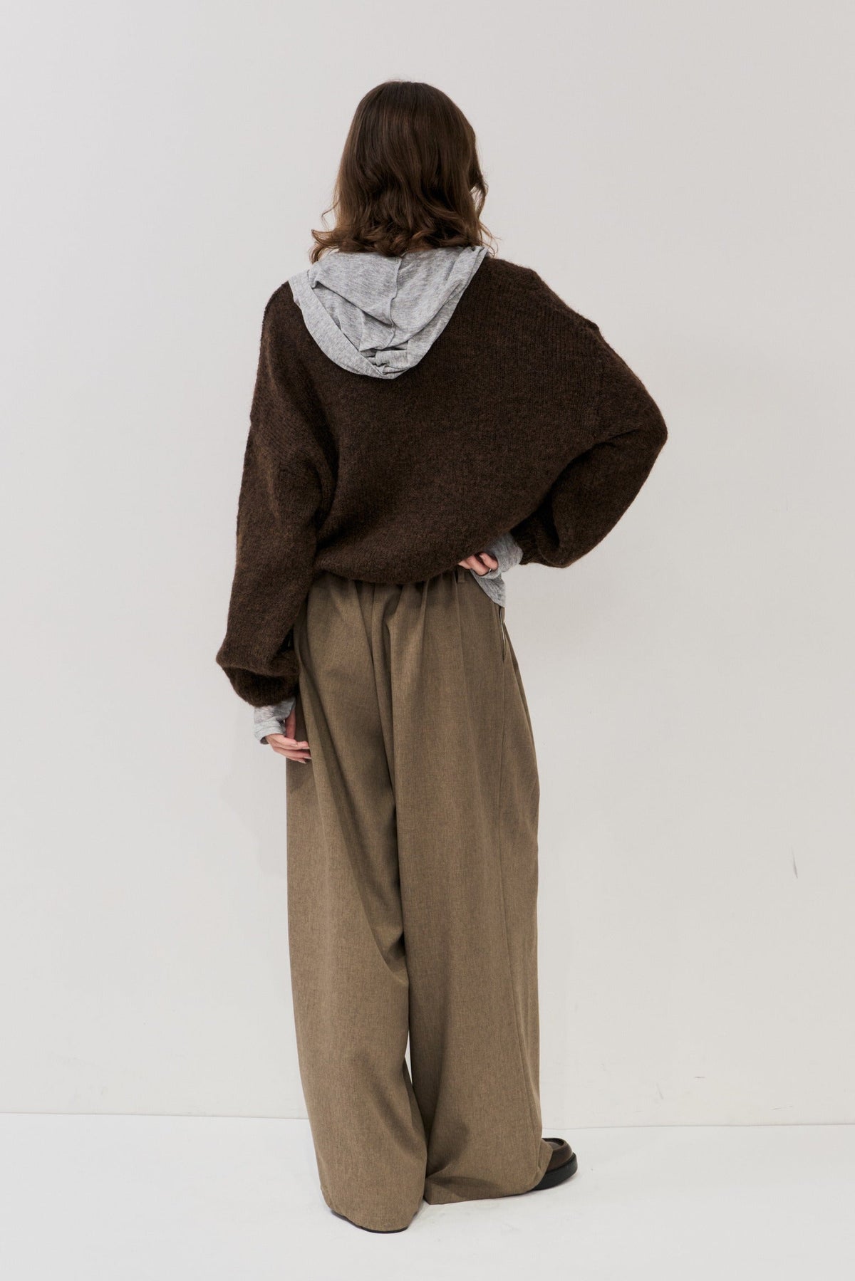 2-tuck wide pants