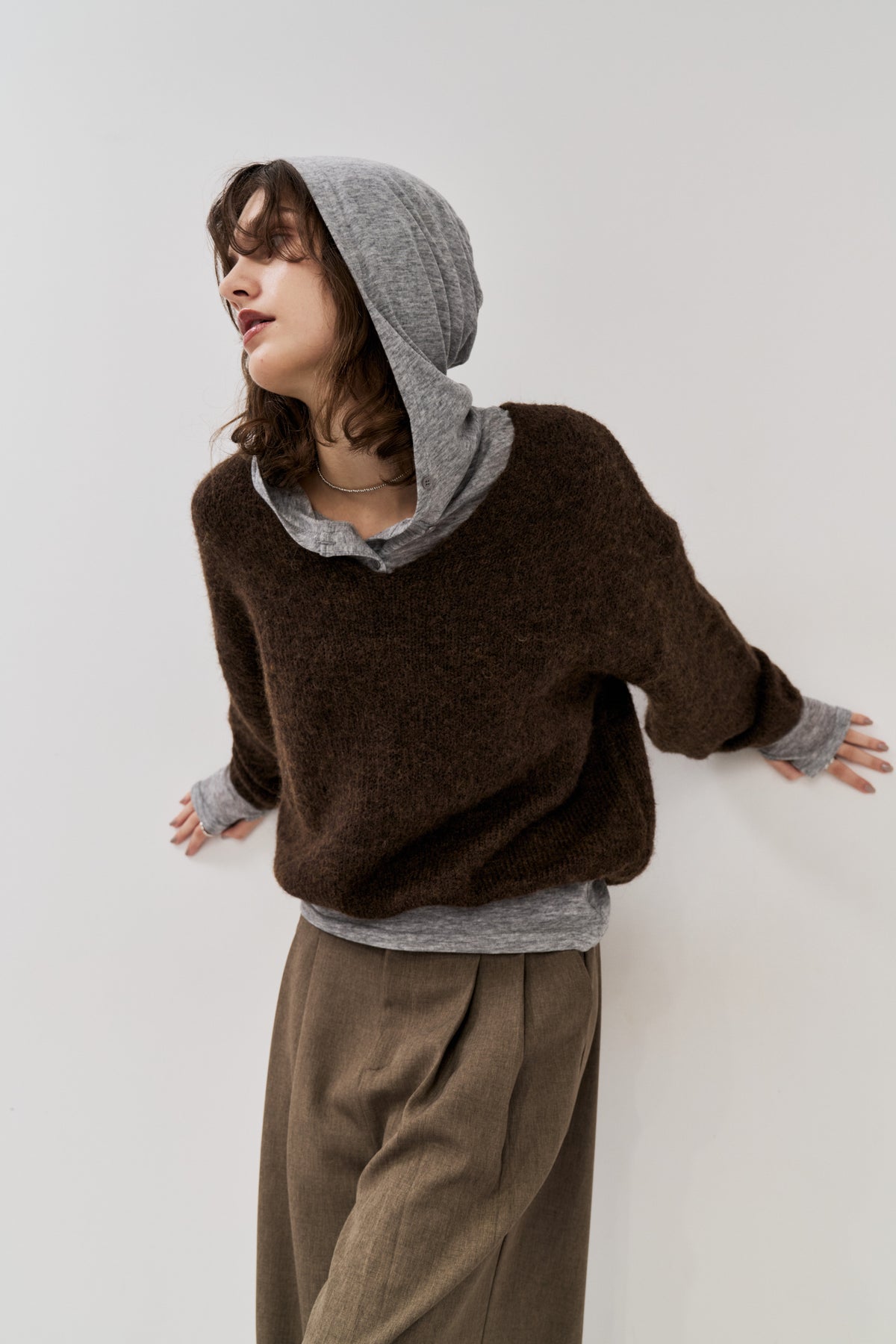 Mohair like v-neck knit