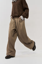 2-tuck wide pants