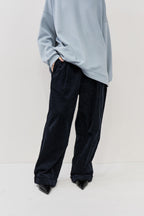 Corduroy roll up curved pants