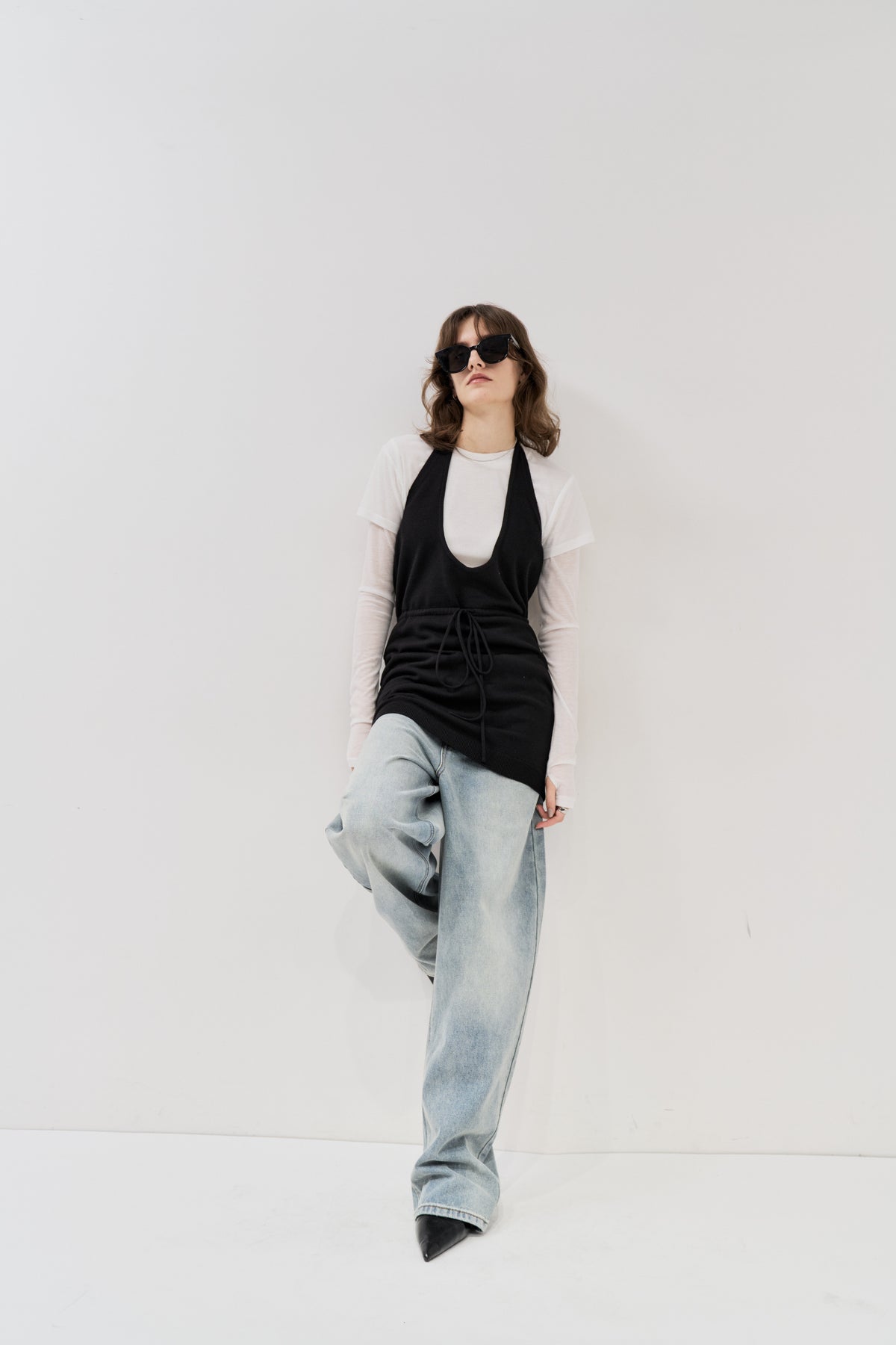 Halter neck knit tops