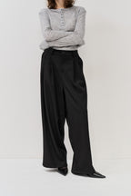 2-tuck wide pants