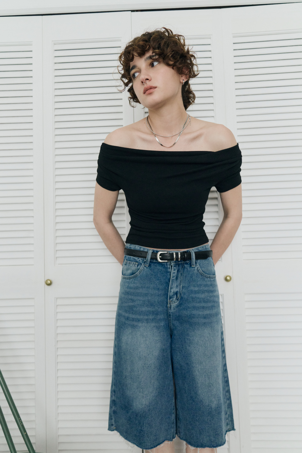 Draped off-shoulder TEE