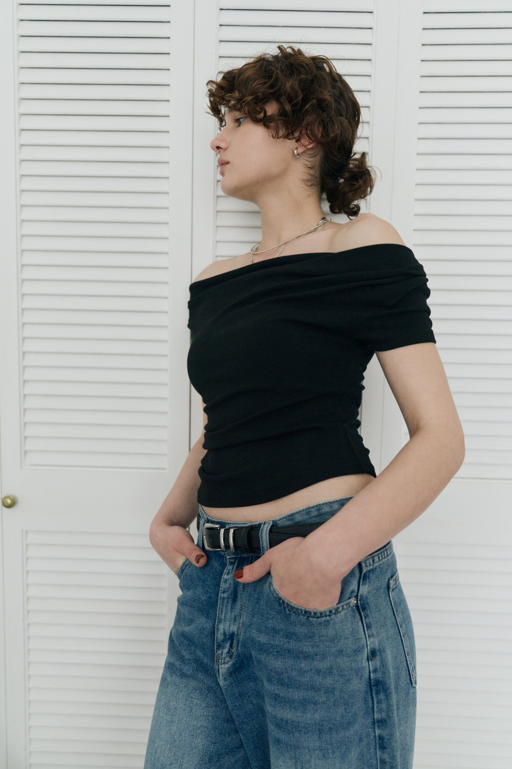 Draped off-shoulder TEE