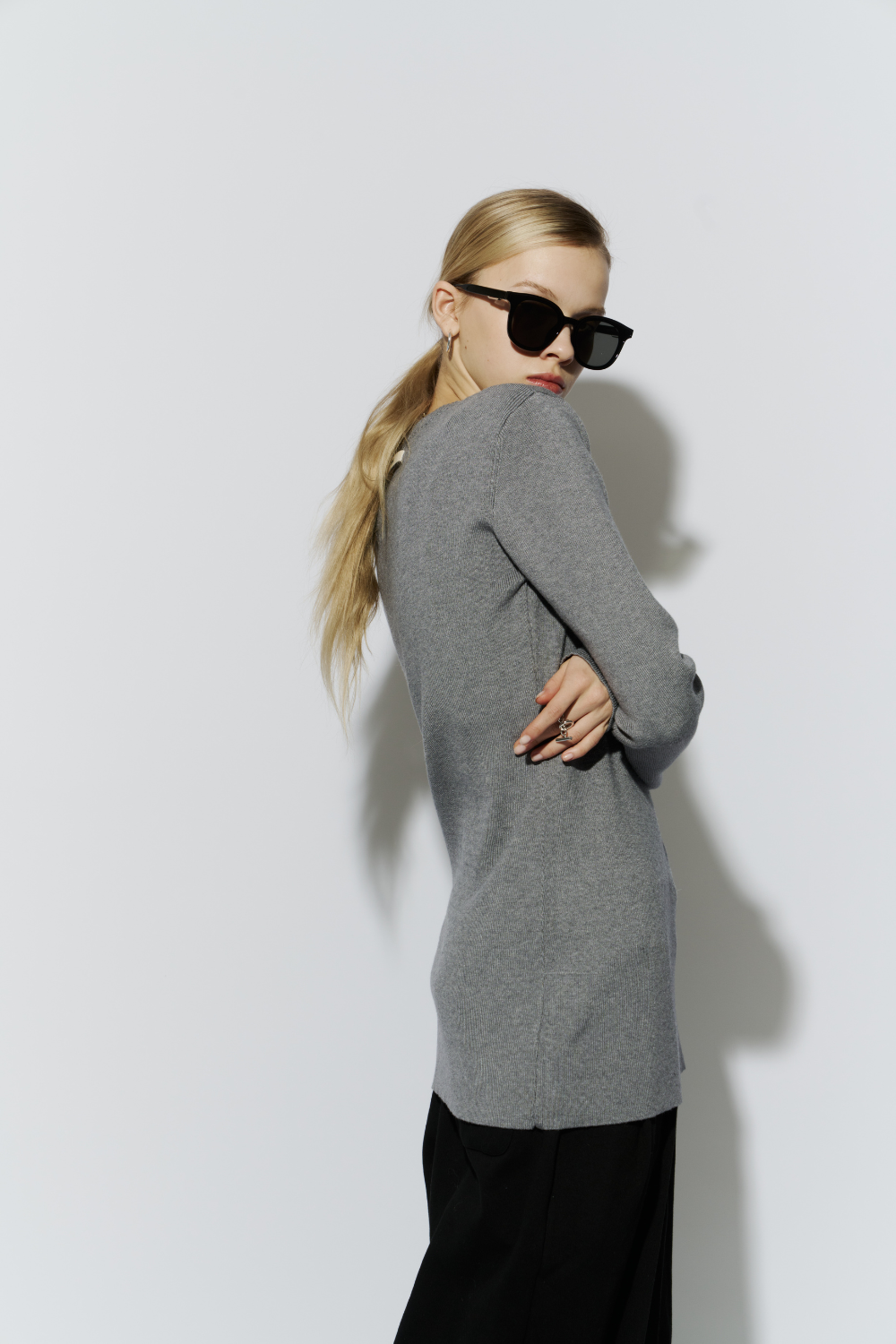 Power shoulder long knit
