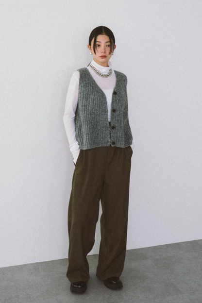 Front button knit vest