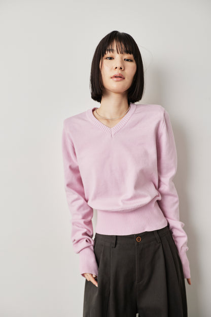 Power shoulder v-neck knit