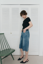 Draped off-shoulder TEE