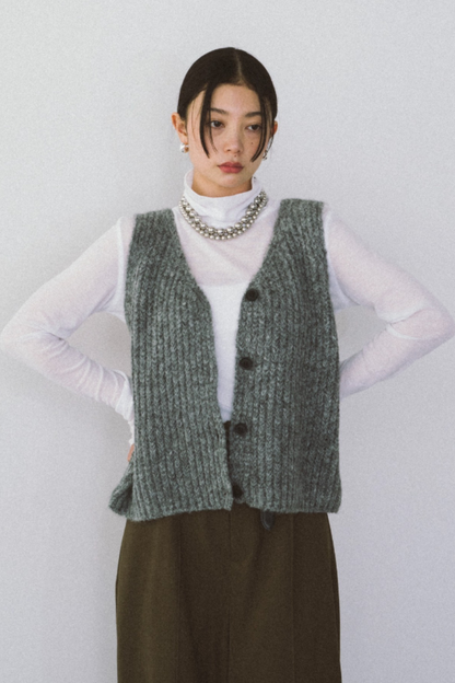 Front button knit vest