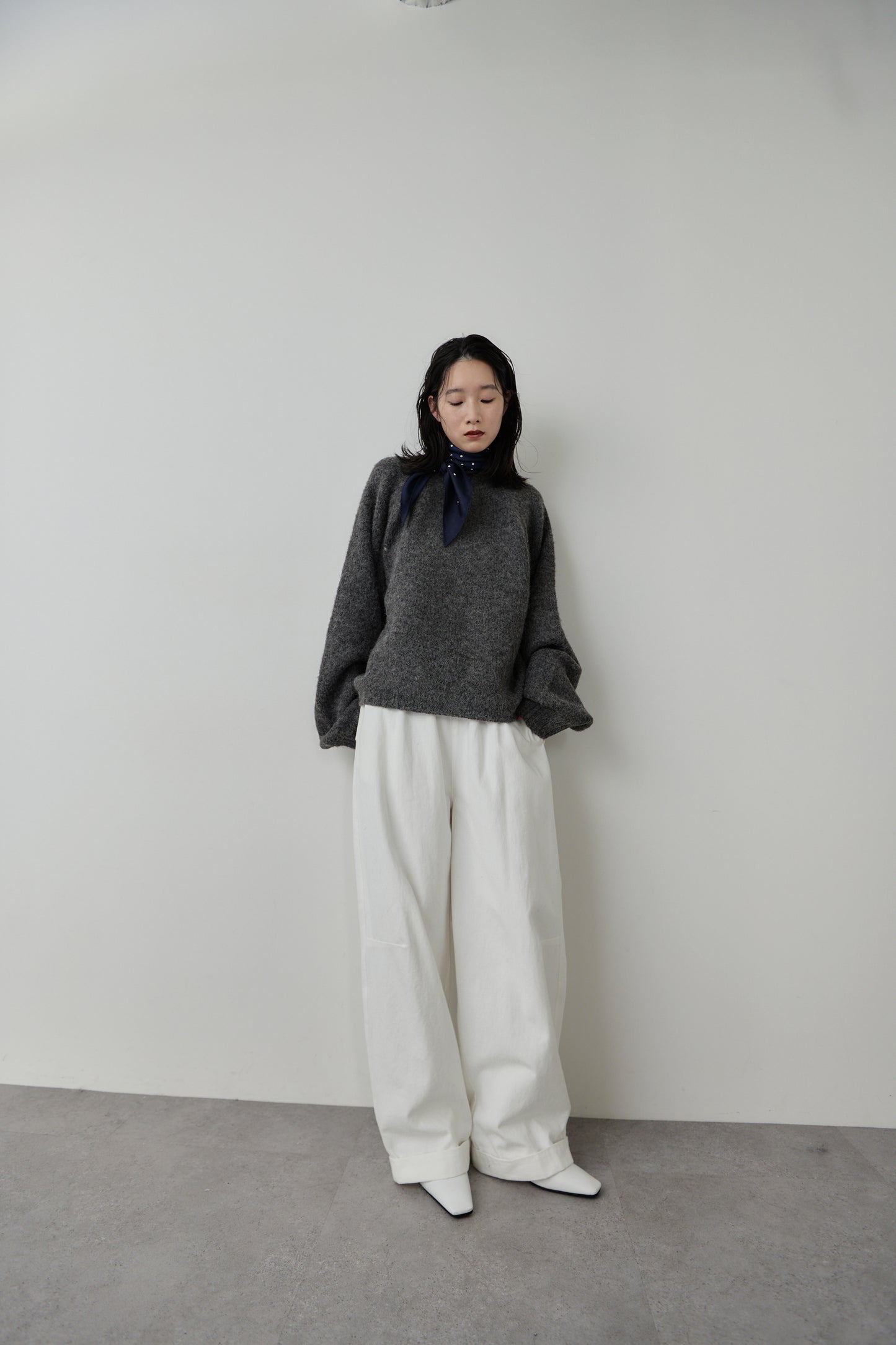 Cotton roll-up curved pants