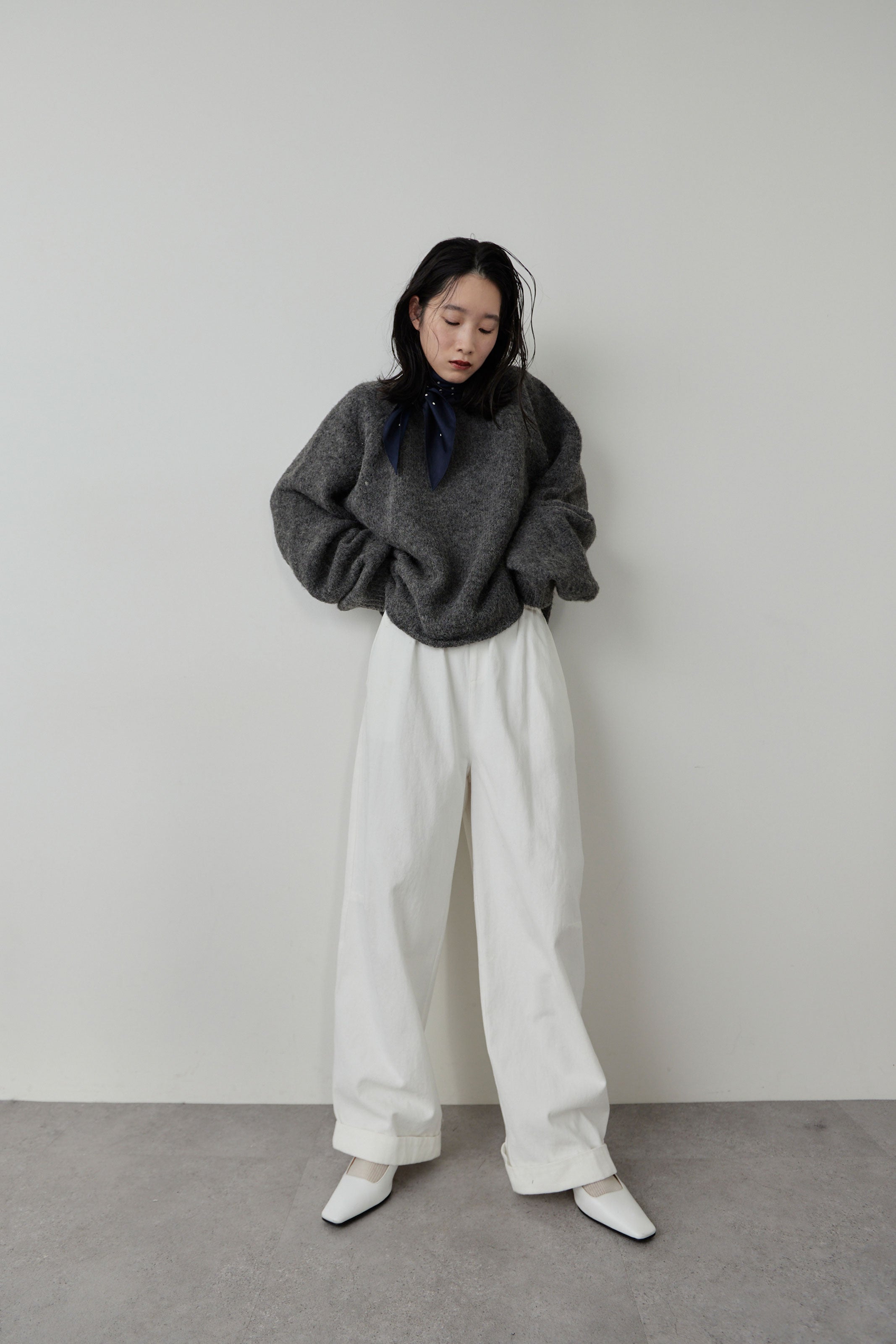 Cotton roll-up curved pants