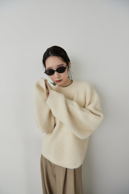 Mohair like knit pullover