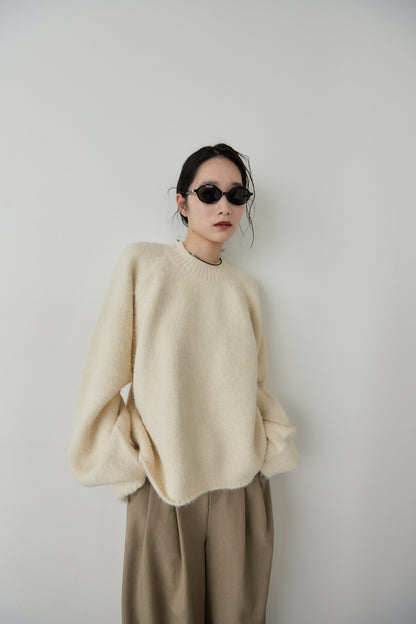 Mohair like knit pullover