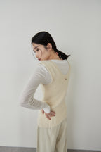 Mohair like knit vest