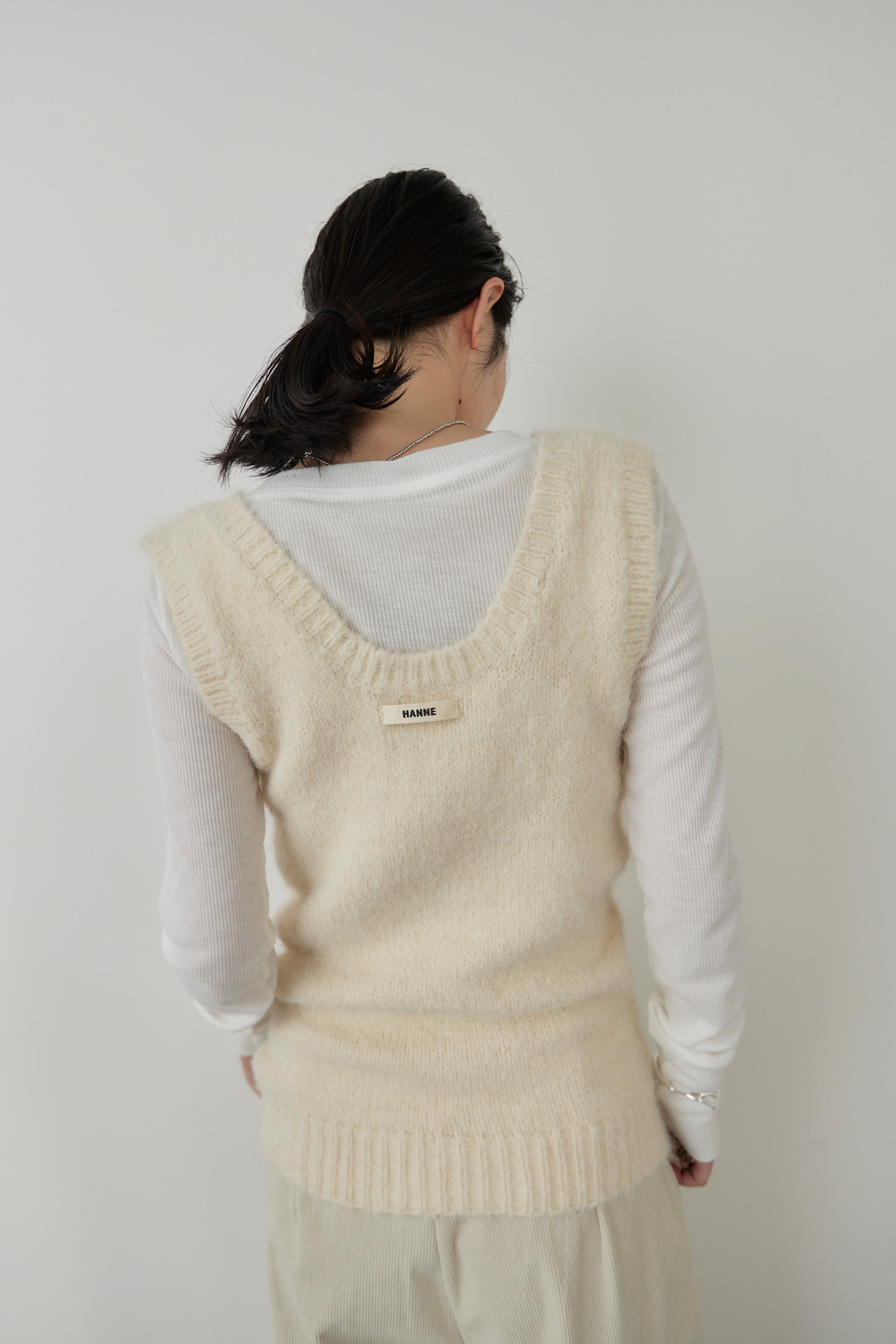 Mohair like knit vest