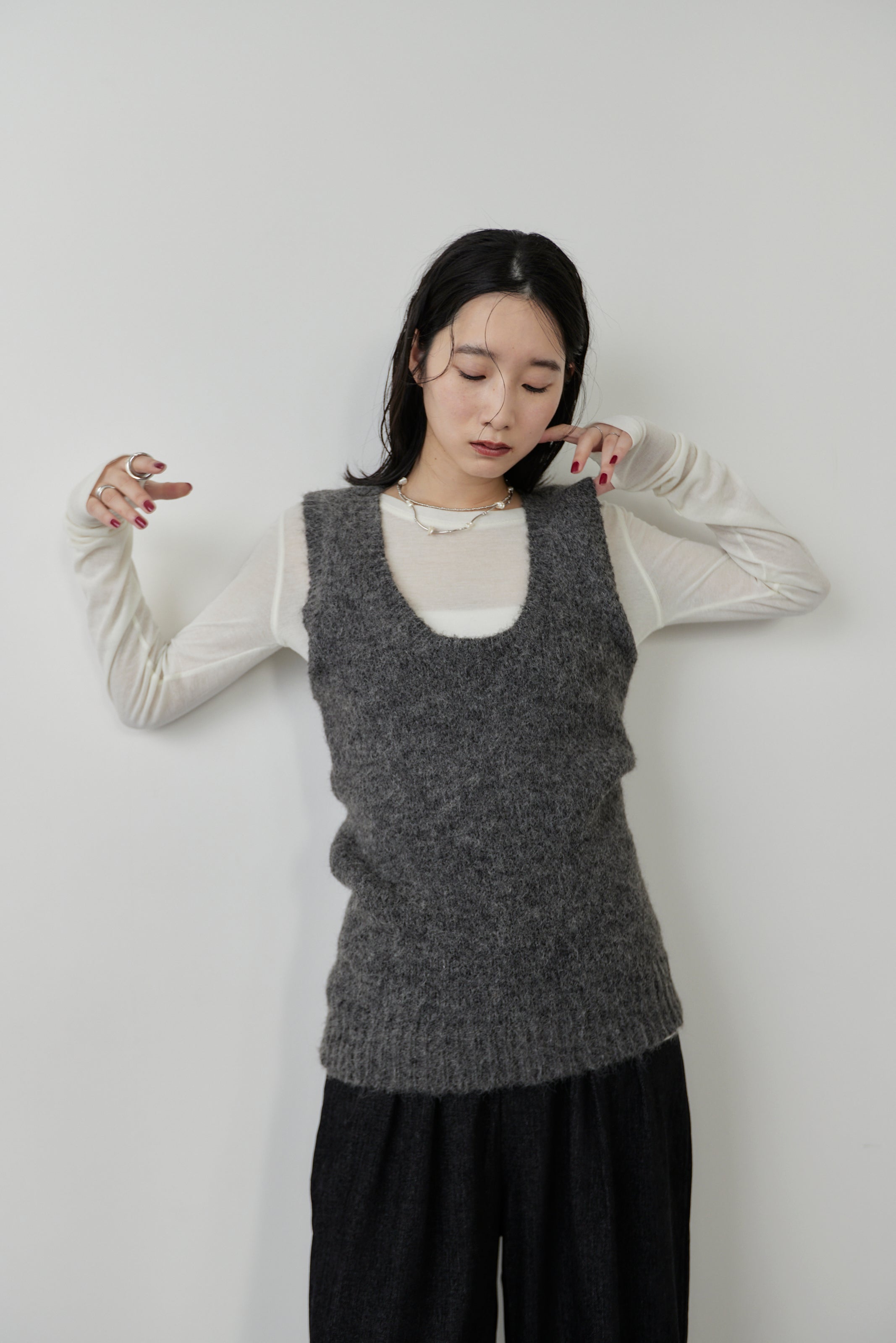 Mohair like knit vest