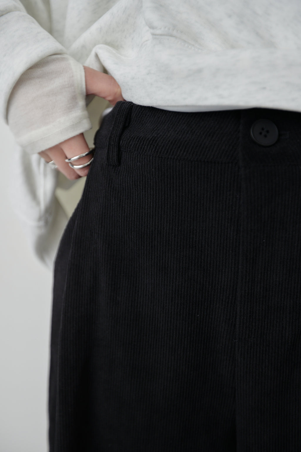 Corduroy tuck pants