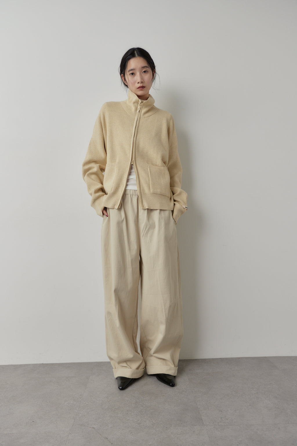 Cotton roll-up curved pants
