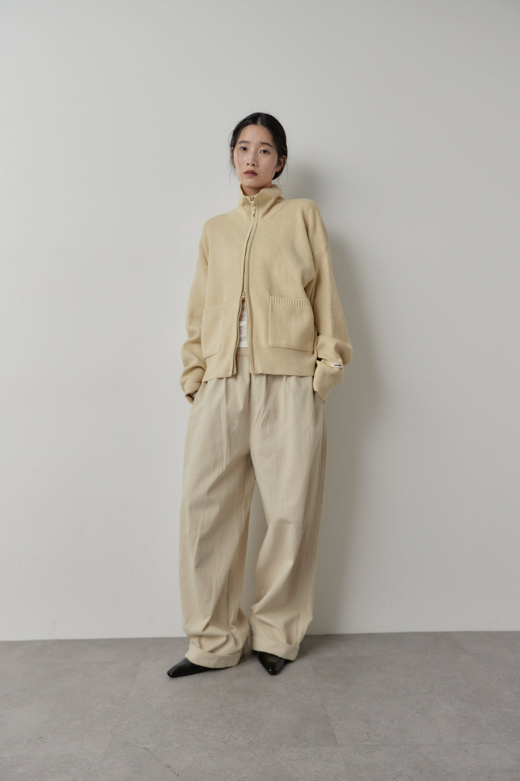 Cotton roll-up curved pants