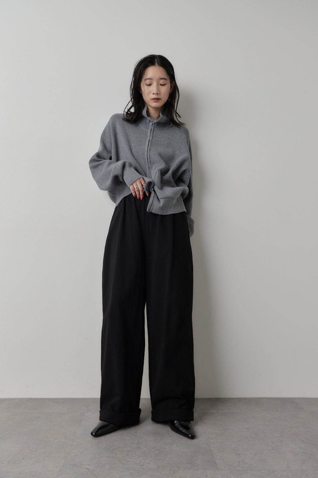 Cotton roll-up curved pants
