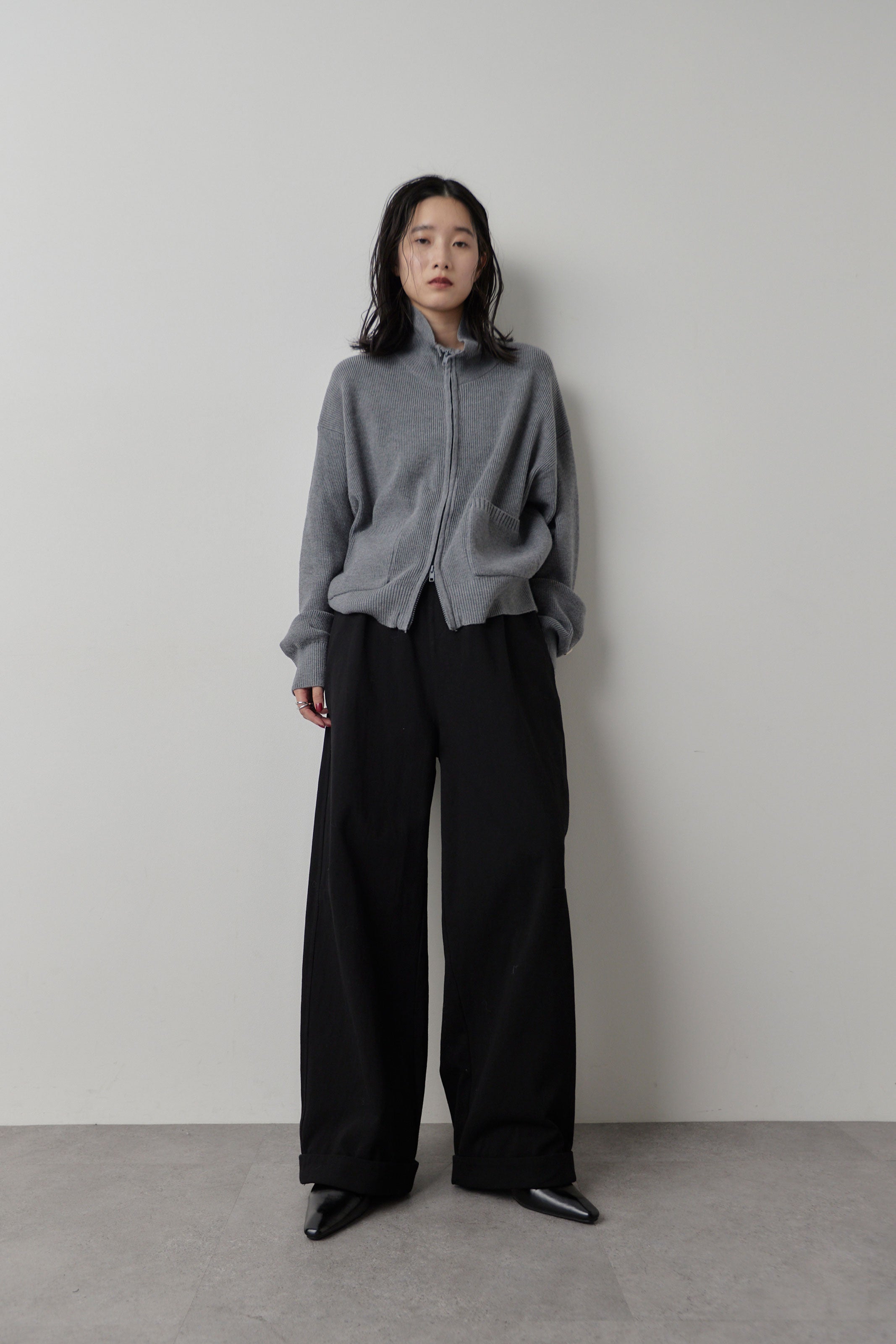 Cotton roll-up curved pants