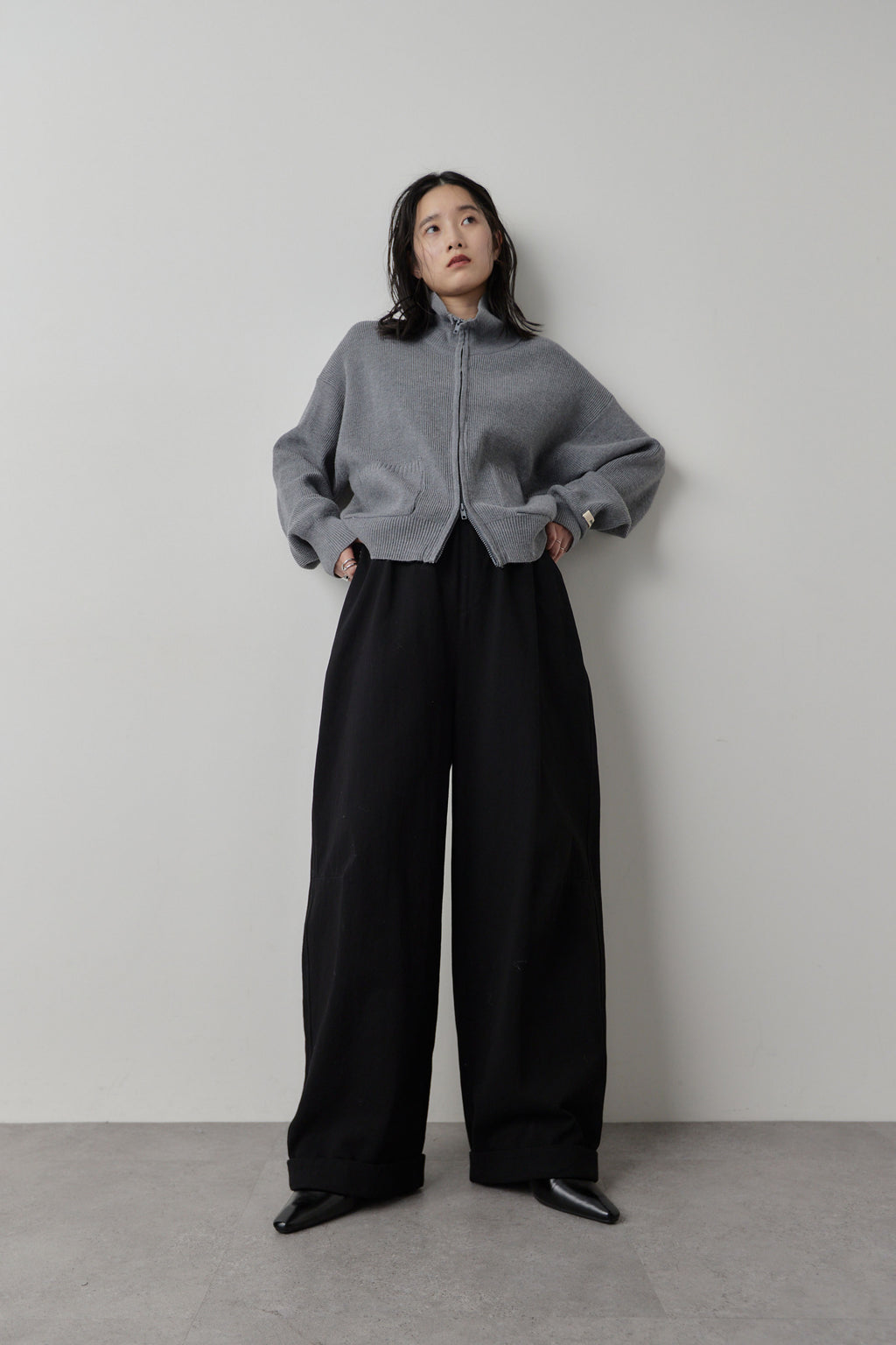 Cotton roll-up curved pants