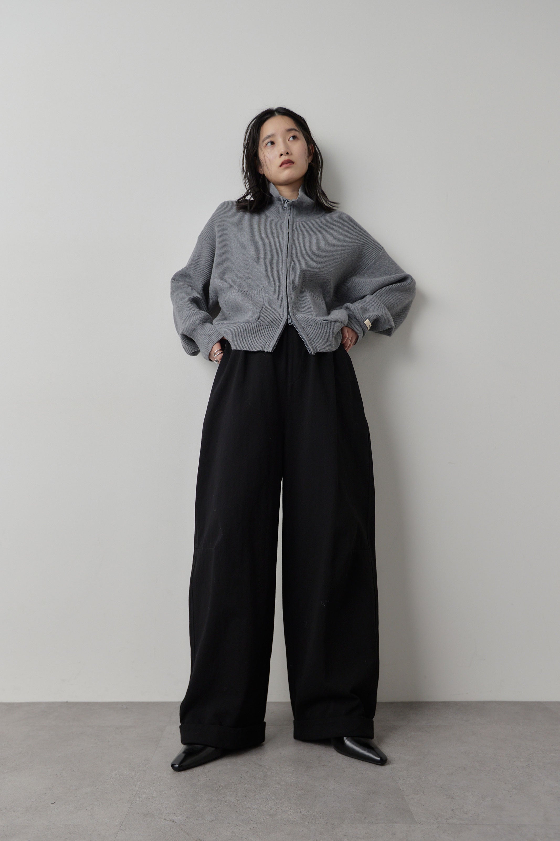 Cotton roll-up curved pants