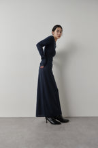 Long-sleeve back cut design dress