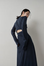 Long-sleeve back cut design dress