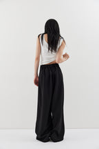 2-tuck wide pants