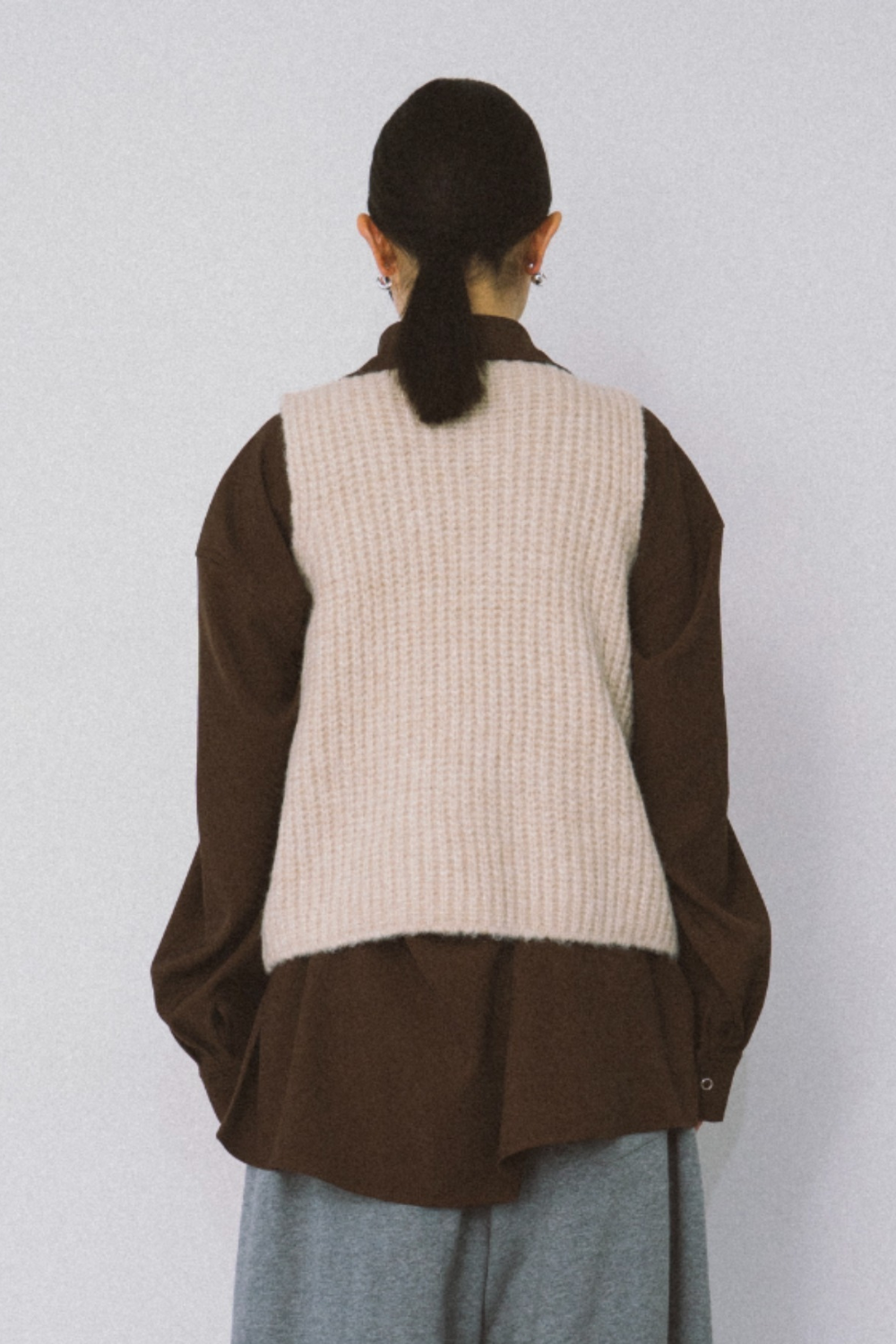 Front button knit vest