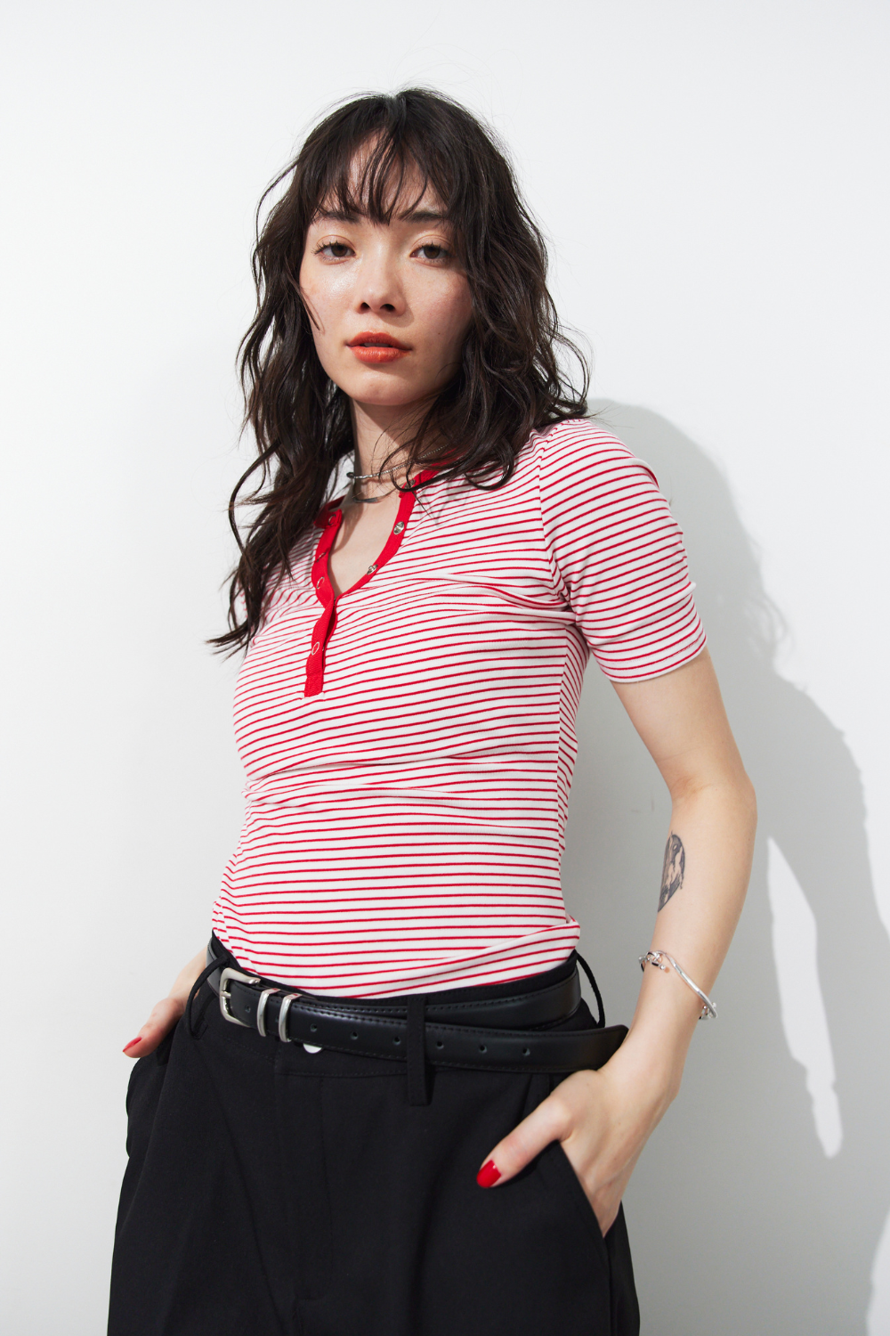 Snap button henry neck border TEE