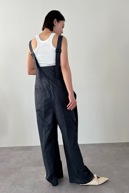 Suspender trousers