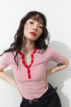 Snap button henry neck border TEE