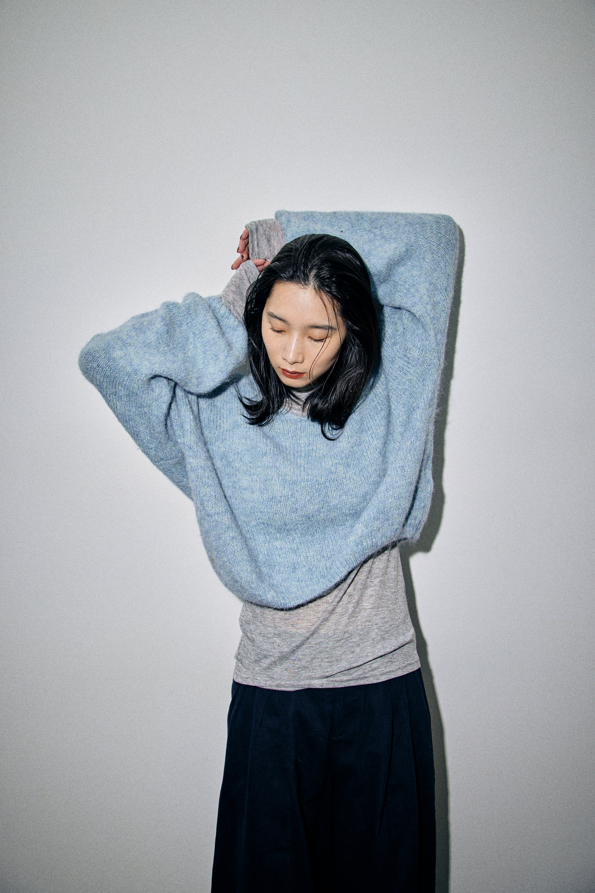 Mohair like v-neck knit